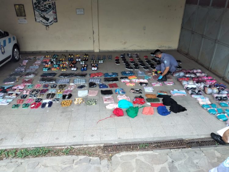 Usaba camioneta para pasar mercadería ilegal al Paraguay con una curiosa identificación vehicular