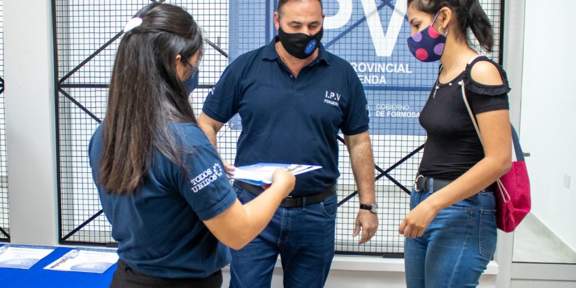 El IPV relocalizó a varios pequeños comercios que estaban ubicados en espacios públicos