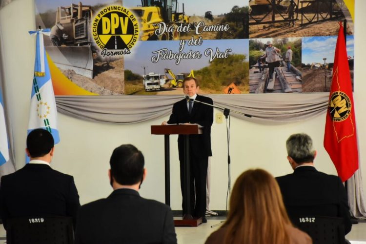 La DPV conmemoró su “día del trabajador vial y del camino”