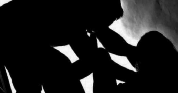 Condenaron  a 12 años de cárcel a un hombre que abusó de una adolescente a punta de cuchillo