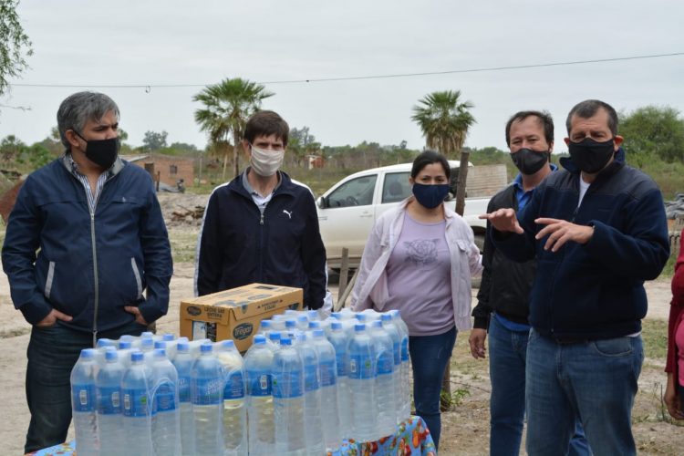 Ediles proponen usar camiones municipales de riego para asistir a barrios sin agua