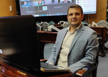 “Quique” Ramírez le pidió a la Fiscal de Estado que “no falte a la verdad” sobre los varados