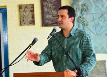 Eber Solís: «Defender la salud y la vida frente al virus y la mezquindad»