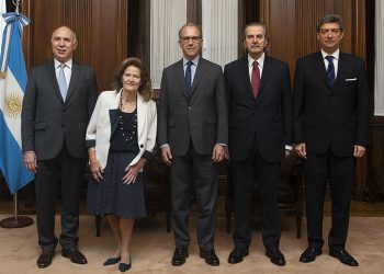 La Corte se apresta a definir si Formosa viola los derechos constitucionales de los varados