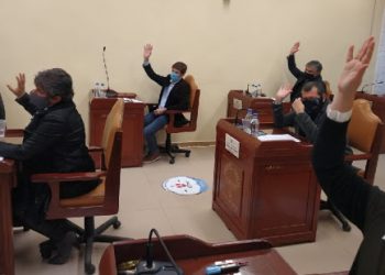 HCD: nueva norma sobre transporte de pasajeros y una sesión polémica