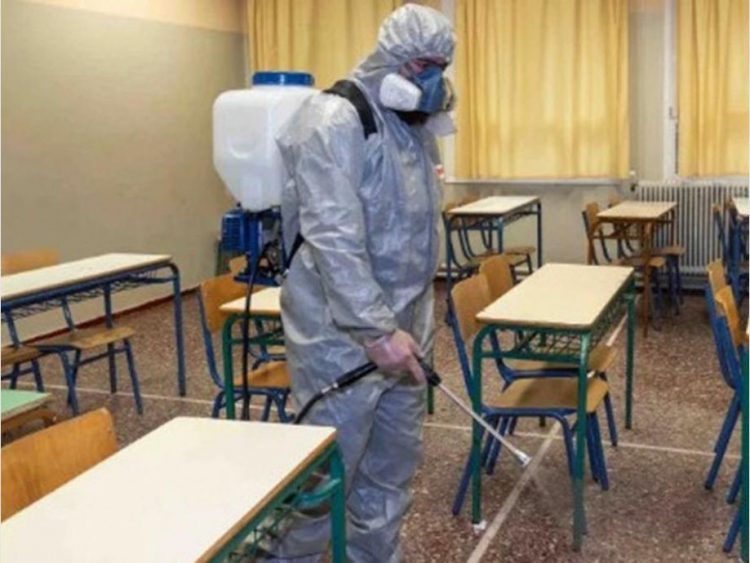 Aprueban el “análisis y evaluación de riesgo epidemiológico” para el regreso progresivo a las aulas