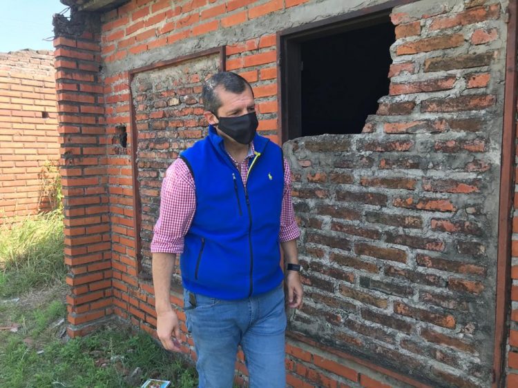 Olivera pidió expropiar viviendas abandonadas para adjudicarlas a familias necesitadas