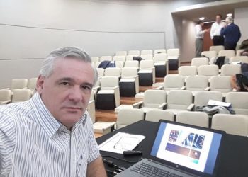 El 17 de diciembre culmina el mandato legal de la subrogancia de Fernando Carbajal