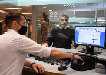 Nación autorizará ingreso al país, con PCR negativo, y sin cuarentena