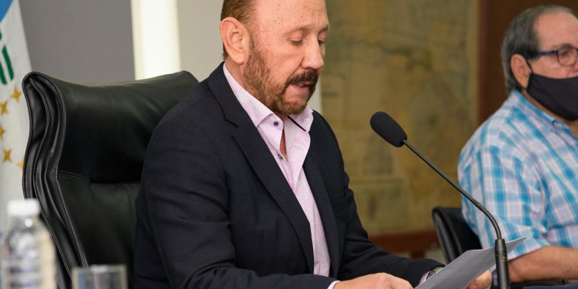 El Gobernador otorgó 5% de aumento salarial a estatales activos y pasivos