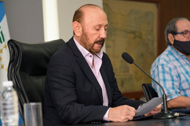 El Gobernador otorgó 5% de aumento salarial a estatales activos y pasivos