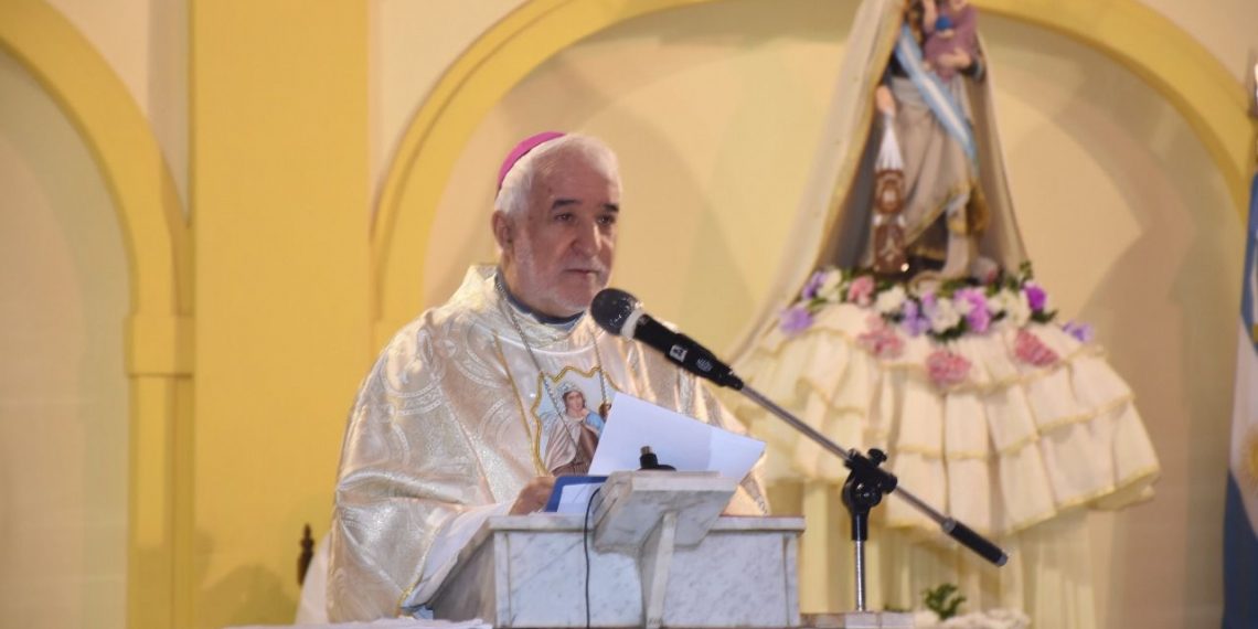 Conejero quiere misas y se queja por exceso policial