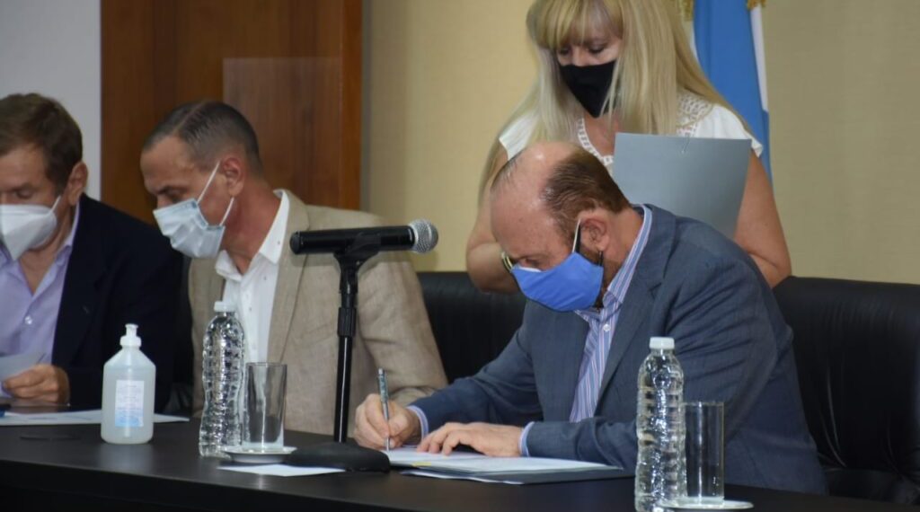 Firman convenio con Vialidad Nacional para reactivar obras de la autovía de ruta 11