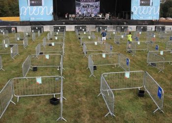 Permiten eventos sociales al aire libre hasta 100 personas