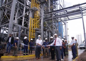 Alberto y Capitanich habilitaron planta de biomasa perteneciente a Unitán