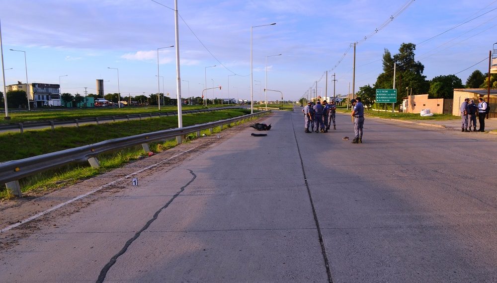 Falleció un motociclista al chocar en la avenida Circunvalación
