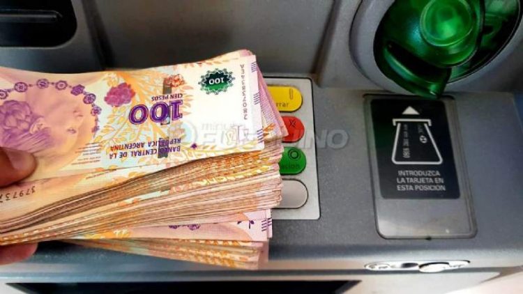 El bono de fin de año será de $34.000 y desde febrero el sueldo básico se incrementará en un 47%