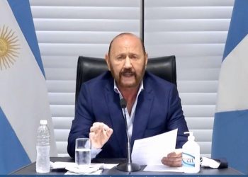 Insfrán repasó sus medidas sanitarias y advirtió del peligro de la “segunda ola”