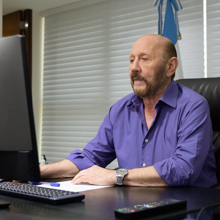 Insfrán analizó con Alberto cómo será la estrategia sanitaria a corto plazo