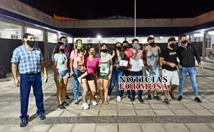 Los visitó Pietragalla y a la medianoche, «todos a casa»