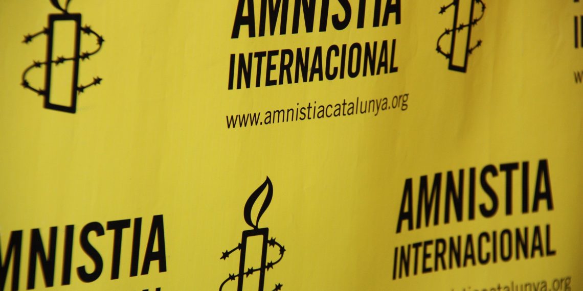 Amnistía Internacional advierte sobre el uso desmedido de cuarentenas obligatorias en centros de aislamiento