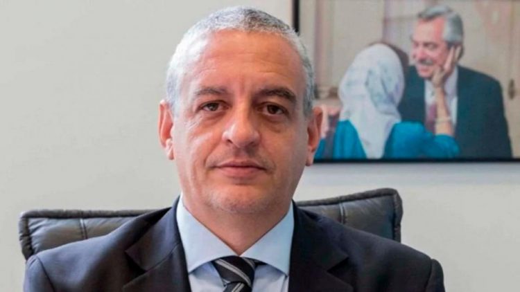 El secretario de DDHH y el vínculo del padre con el ataque montonero del 5 de octubre