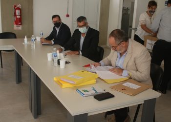 Hay 4 ofertas para la para nueva obra de desagües cloacales en 3 nuevos barrios