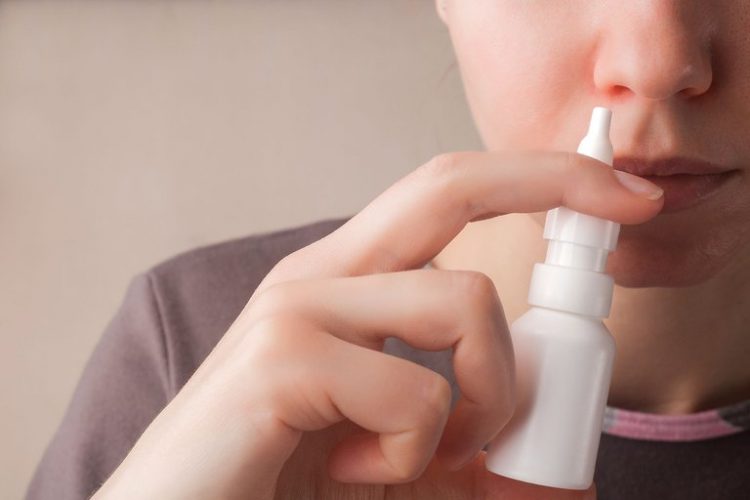 Un spray nasal ayudaría a prevenir en un 80% el riesgo de contagio