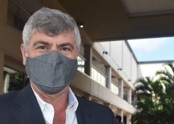 Buryaile pidió interpelar a Santiago Cafiero por el escándalo de las vacunaciones VIP
