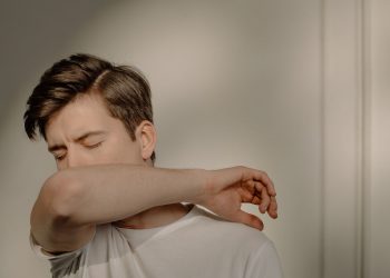 Defunciones covid igualan al registro anual de decesos por enfermedades respiratorias