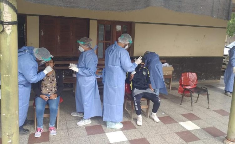 Formosa se acerca a 100 mil hisopados y advierte que circulación viral sigue latente