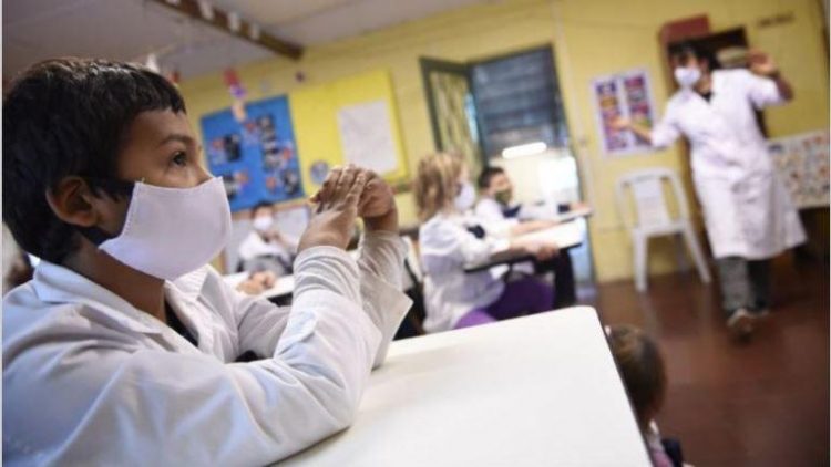 GDA le presentó a Insfrán una propuesta de vuelta a clases