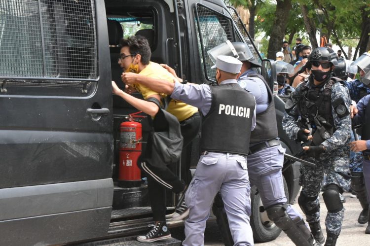 Violencia, represión y agresiones en Formosa. Galería de fotos