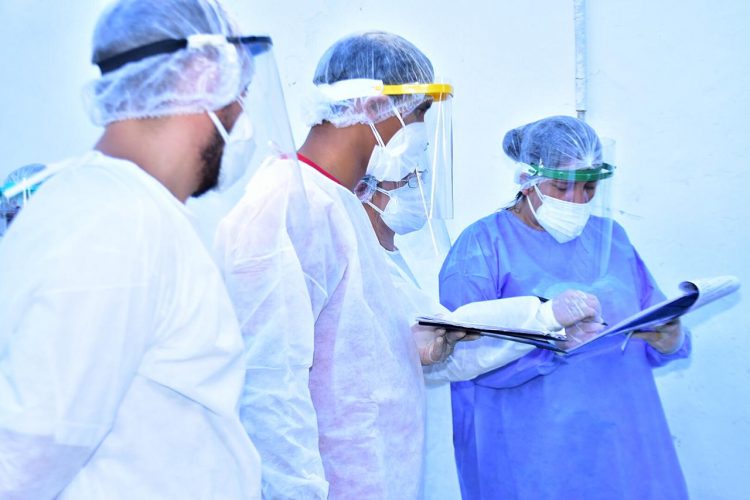 De los 45 casos covid de hoy, 11 son de la ciudad capital. Continuará la Fase 1?