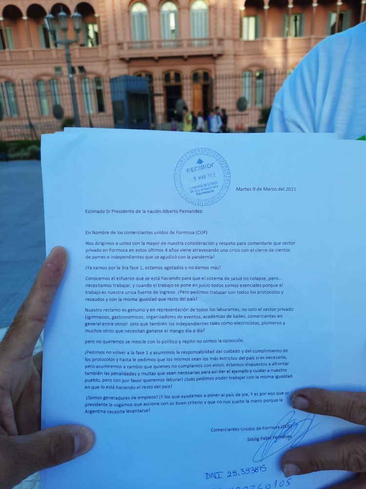 Comerciantes locales le piden a Alberto que interceda por ellos ante inactividad