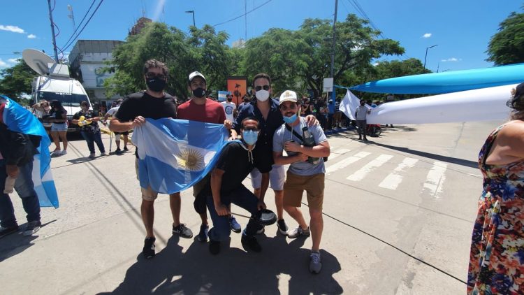 Hoteleros y gastronómicos: “vamos a seguir trabajando a modo de protesta”