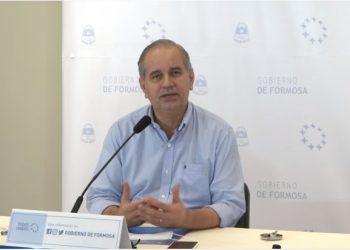 Aníbal Gómez: “Acá no queremos convivir con el virus”