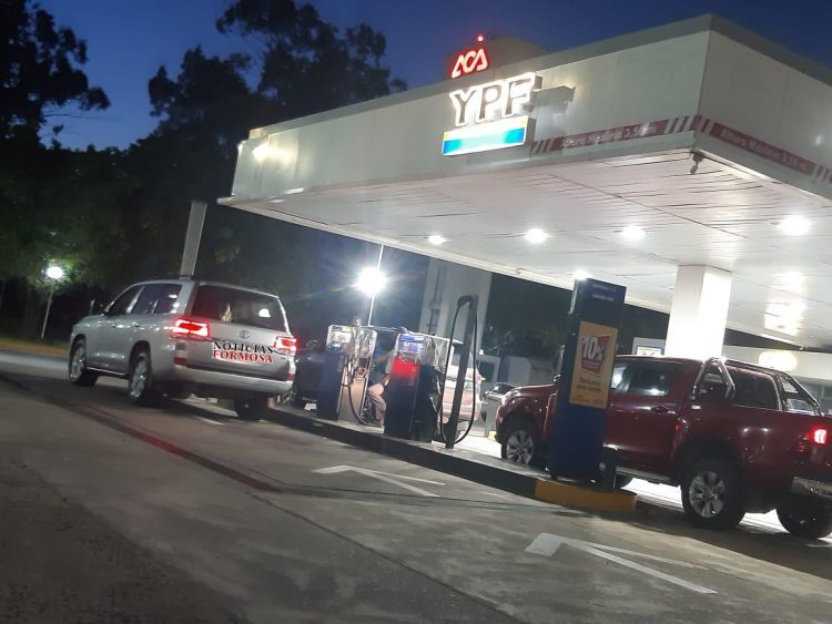 Empleados de estaciones de servicio piden por la apertura de actividades y ser vacunados