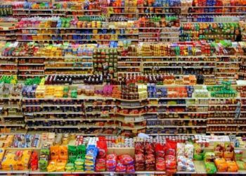 Cayó el consumo de productos masivos y las primeras marcas redujeron su presencia