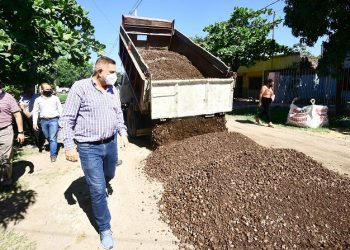 Jofré supervisó el avance de obras que se realizan en distintos barrios
