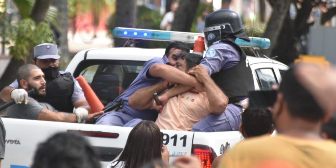 Violencia, represión y agresiones en Formosa. Galería de fotos