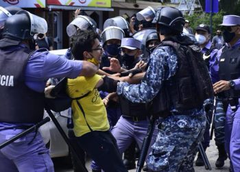 El “viernes negro” analizado por el portal de Horacio Verbitsky