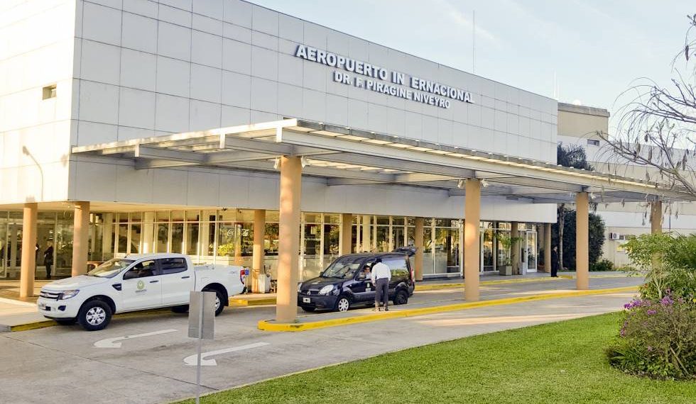 Gobierno de Corrientes propició sumar dos vuelos semanales con Buenos Aires a través de Jet Smart