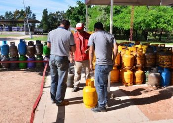 Afirman que peligra el abastecimiento de garrafas de gas para el invierno