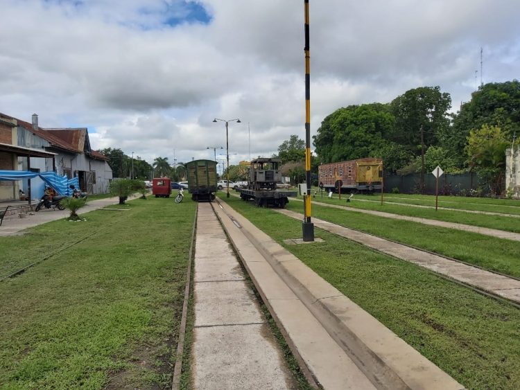 Buscan regular el uso de inmuebles municipales del paseo ferroviario