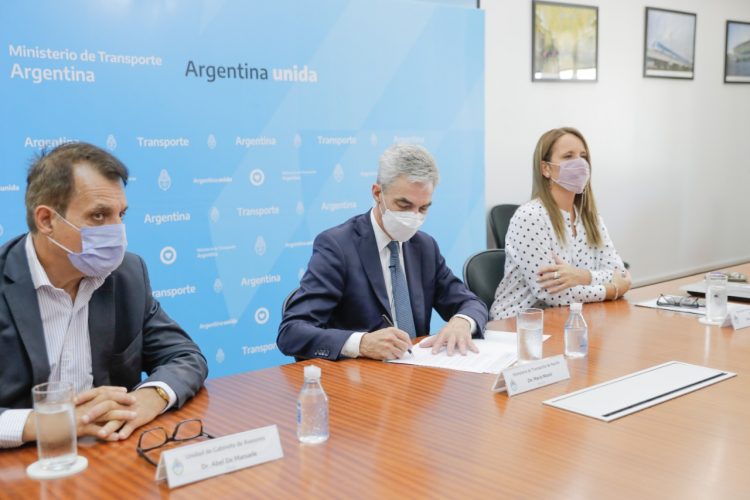 Acuerdo de cooperación por la transparencia del proyecto hidrovía Paraná-Paraguay