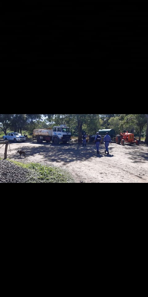 La Policía secuestró maquinarias, que serían de la Municipalidad, del campo de «Chilú» Leguizamón