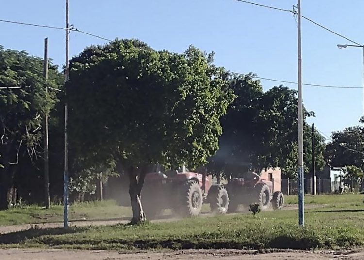 La Policía secuestró maquinarias, que serían de la Municipalidad, del campo de «Chilú» Leguizamón