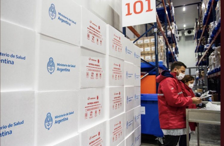 Llegaron más de 800 mil vacunas al país, en Formosa está suspendido el cronograma desde el miércoles