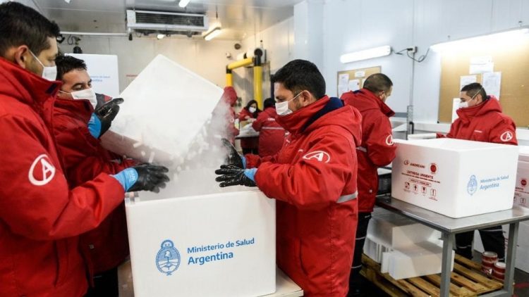 Nación envía 10.600 vacunas AstraZeneca a Formosa